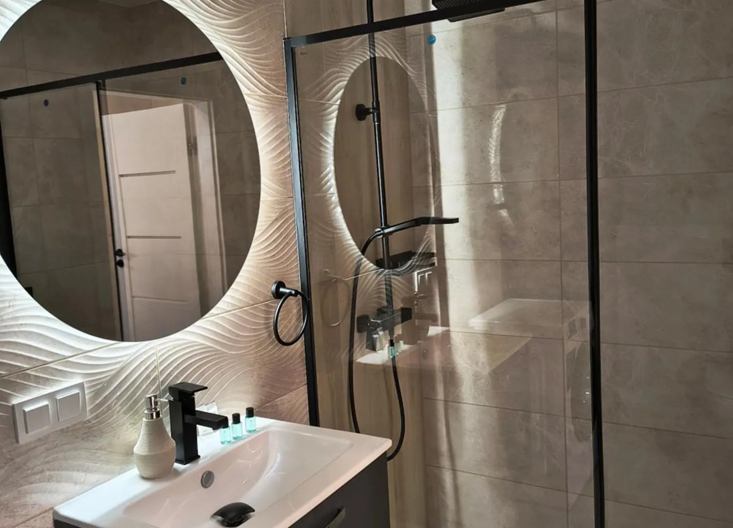 Przystan Letnica Klimatyzacja Garaz Plaza Brzezno 5Min Apartman Gdańsk 0*,